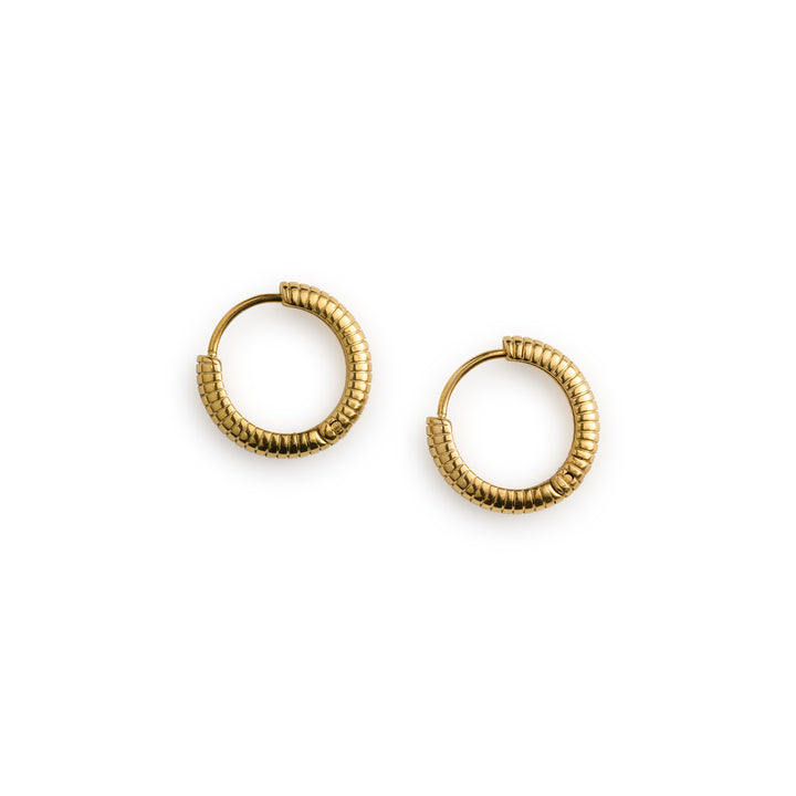 Vivia - Ribbed Hoop Øredobber Rustfritt stål