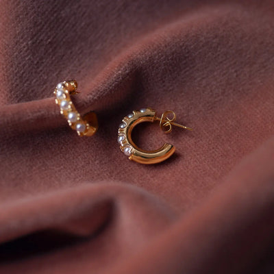Estelle - Pearl Crown Hoop øredobber