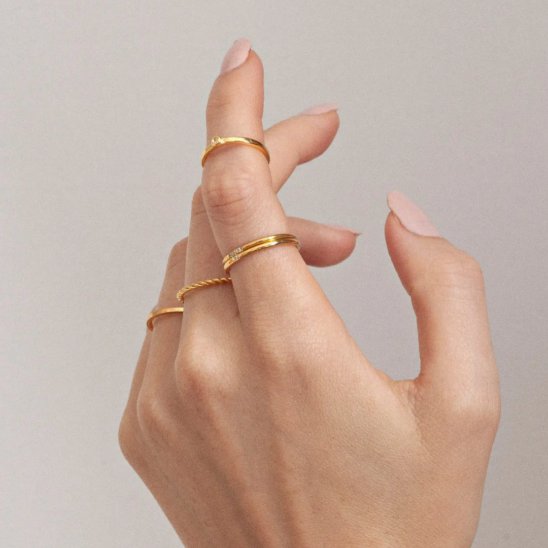 Evi - Thin Twisted Ring Stainless Steel Timi of Sweden