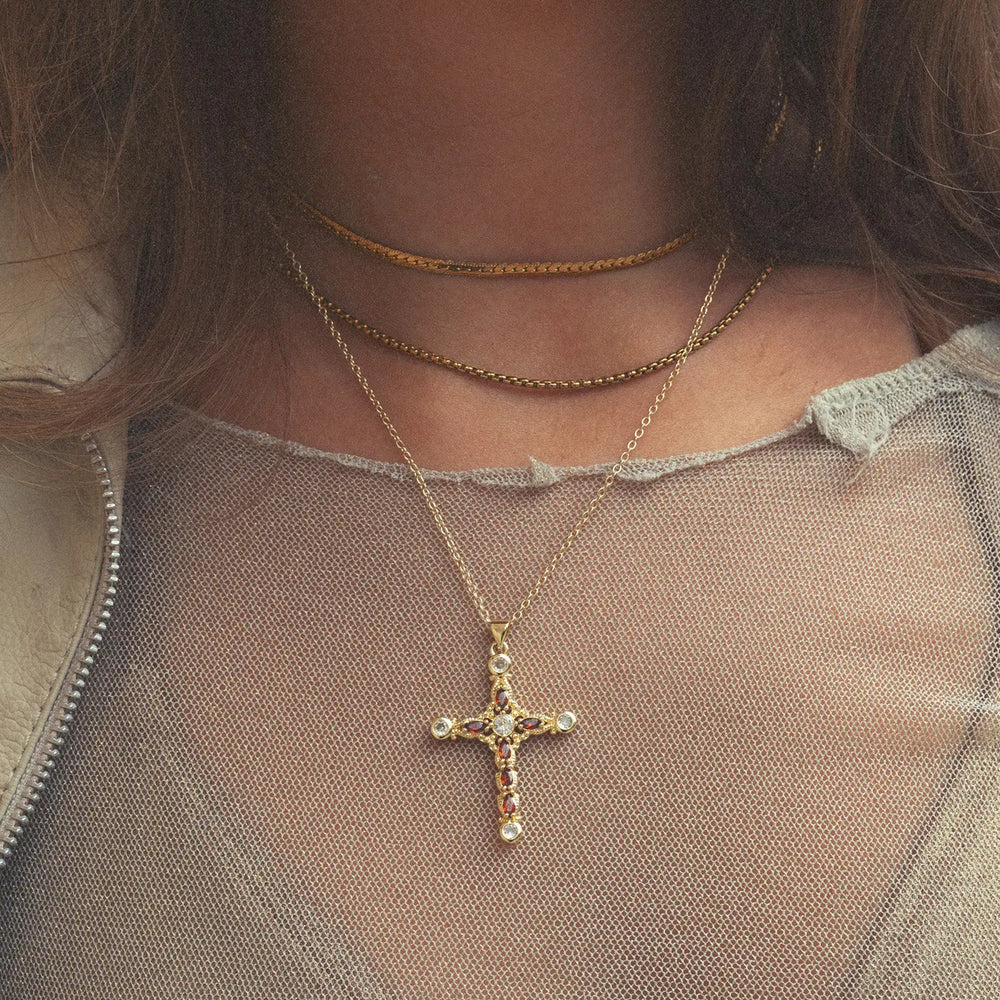 Azura - Crystal Cross Necklace Timi of Sweden