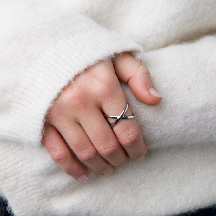 Mona - Abstract Ring Stainless Steel