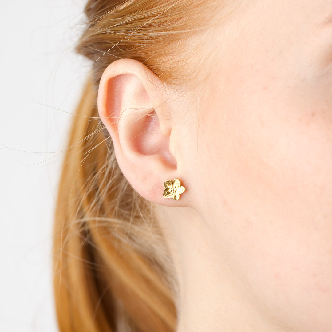 Sadia - Blomst Øredobber Rustfritt Stål