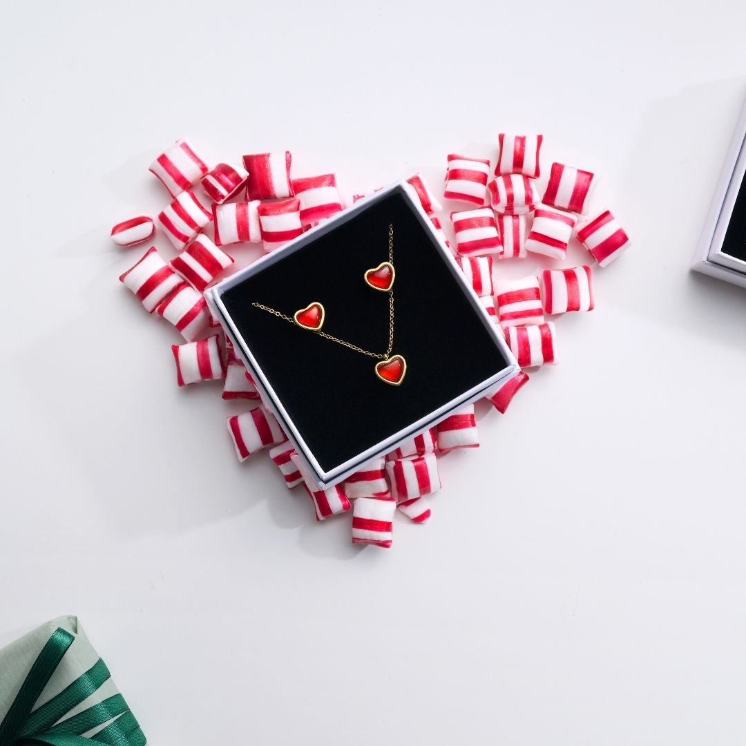 Sonja Smykkesett Hjerte Halskjede Øredobber Rustfritt Stål