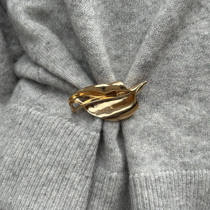 Leslie - Abstract Brooch Gold