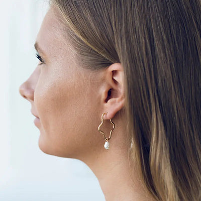 Bølget bøyle med Pearl Drop