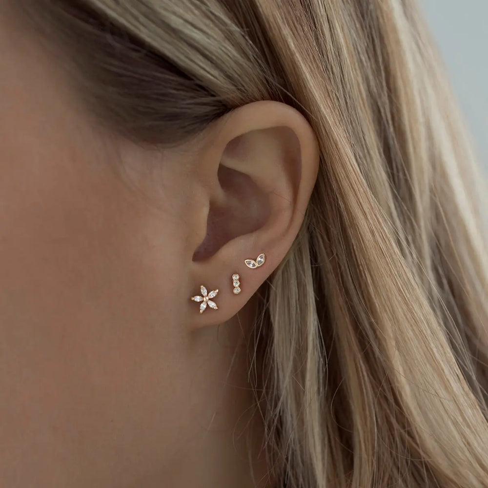 Minimalistic Crystal Trio Stud Earrings