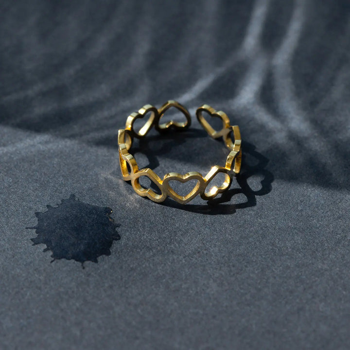 Sophie - Heart Outline Ring Stainless Steel Timi of Sweden